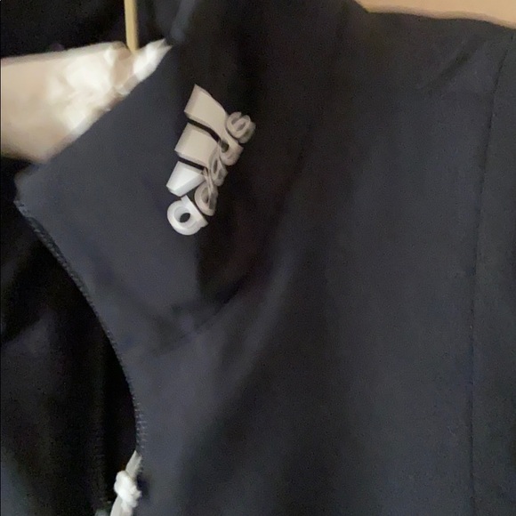 Adidas jacket - Picture 2 of 13